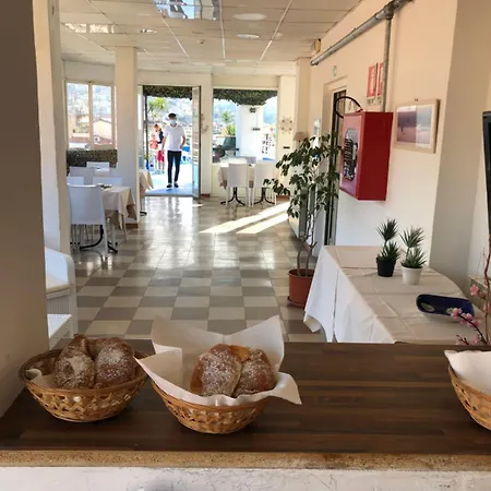 Belvedere Готель Санремо