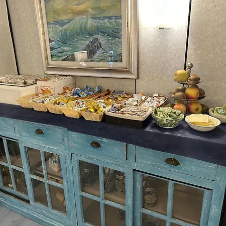 Belvedere Готель 3*