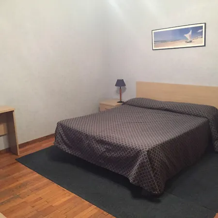 贝尔韦代雷酒店 3* 圣雷默