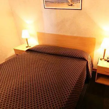 Belvedere מלון 3*