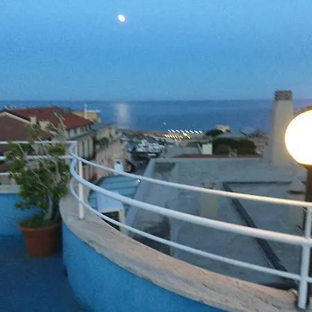 Belvedere Szálloda 3*