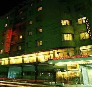 贝尔韦代雷酒店 3* 圣雷默