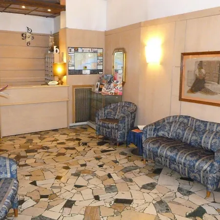Belvedere Szálloda 3*