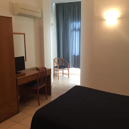 贝尔韦代雷酒店 圣雷默